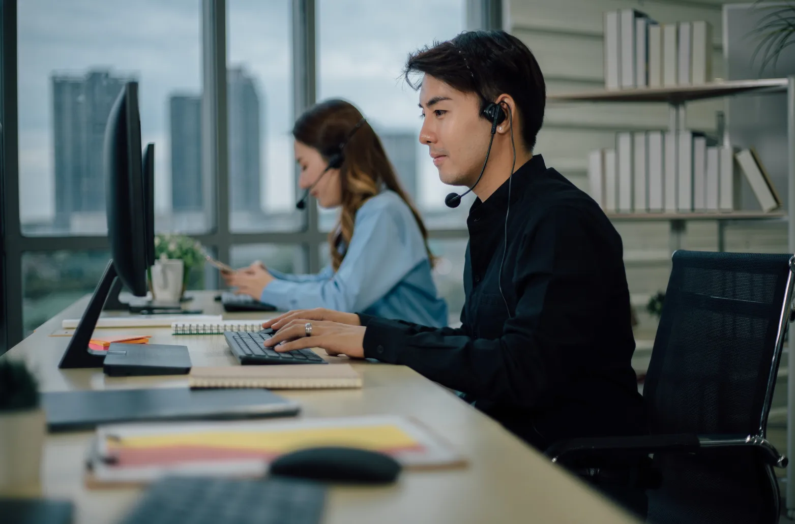 تلفن گویا به انگلیسی IVR مخفف کلمه Interactive Voice Response