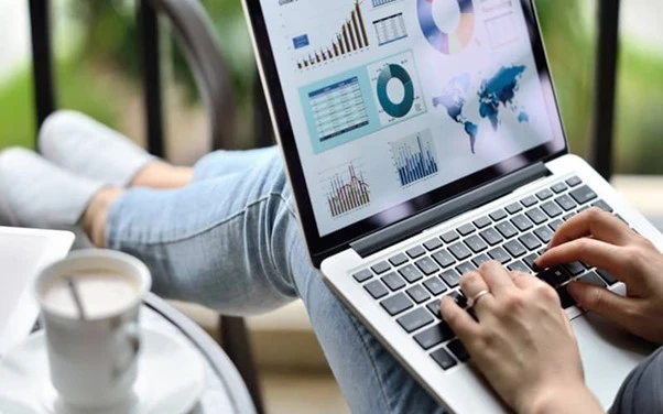 چگونه پلتفرم مناسب برای کمپین تبلیغاتی انتخاب کنیم؟